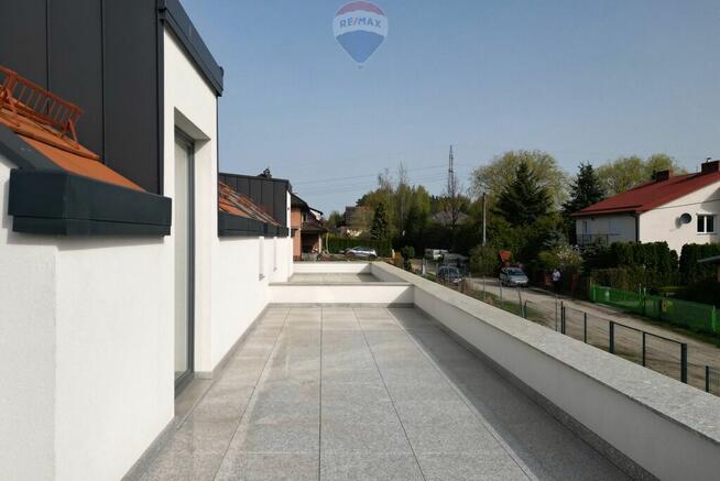 Nowoczesna połowa domu w Wójtowie