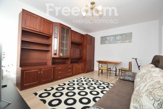 2 pokoje z balkonem, oddzielna kuchnia