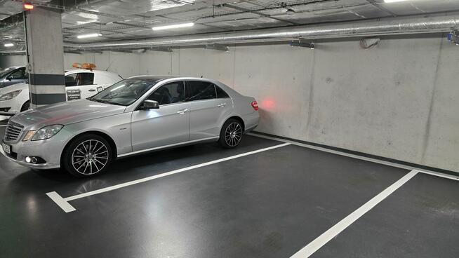 Sprzedam Mercedes klasa C 350