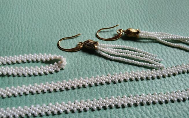 Komplet biżuterii z koralików