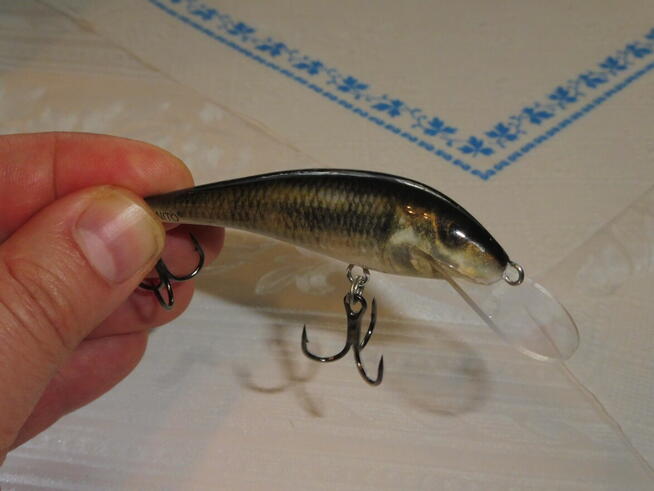 Wobler Bonito Tęczak 7cm 4g