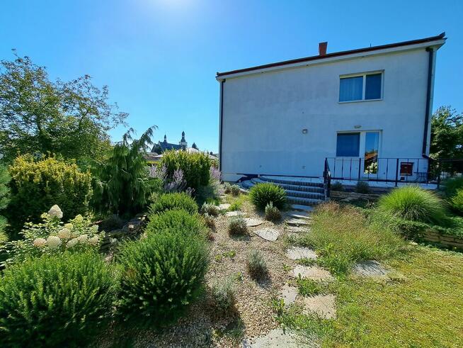 Do sprzedaży piętrowy DOM 240m2