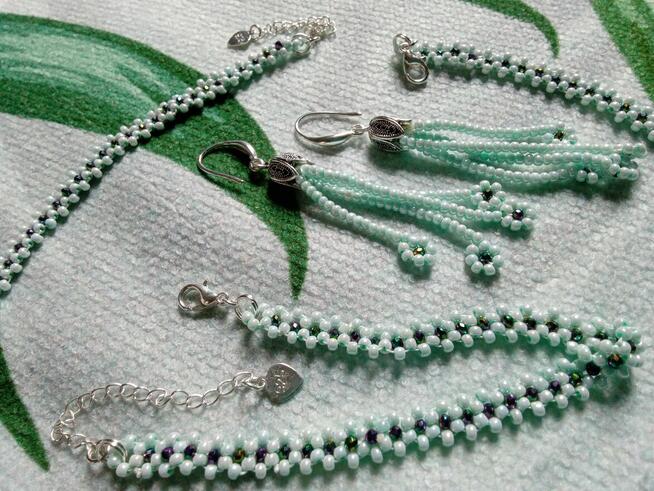 Komplet biżuterii z koralików