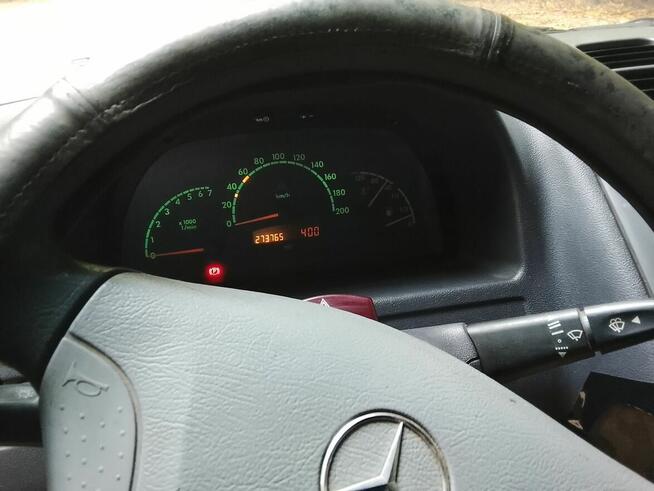 Mercedes Vito doinwestowany