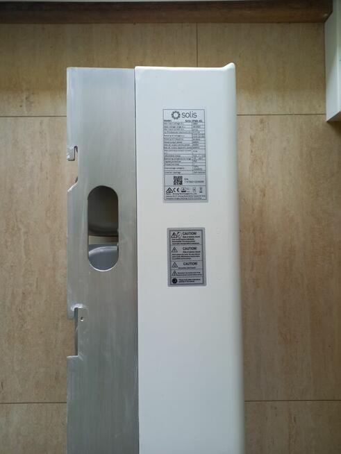 sprzedam falownik SOLIS-3P6K-4G