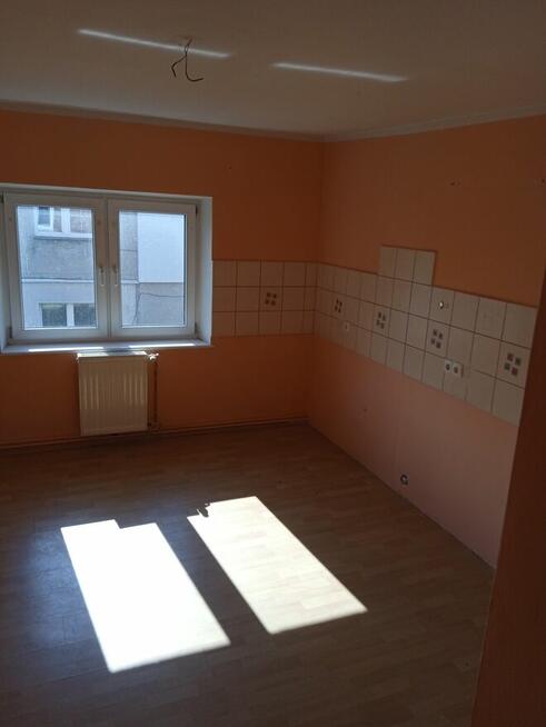 Dom ,Hala Warsztat samochodowy