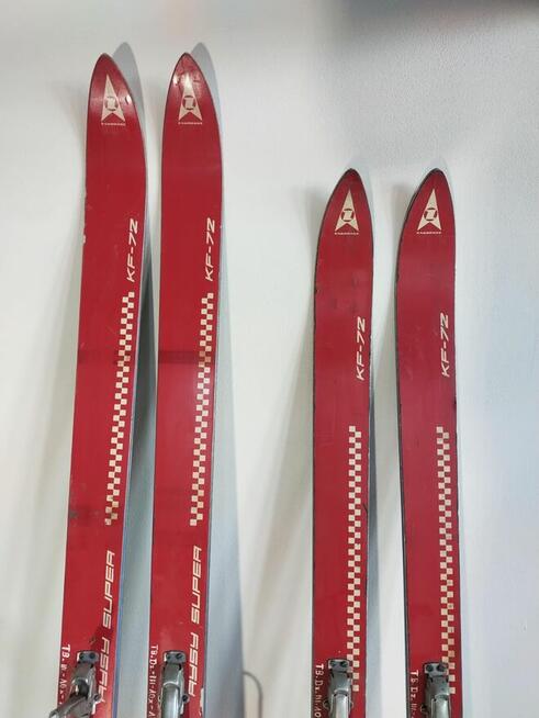Narty Zakopane czerwone Rysy 2 komplety KF-72 Krakow