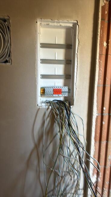 Instalacje elektryczne