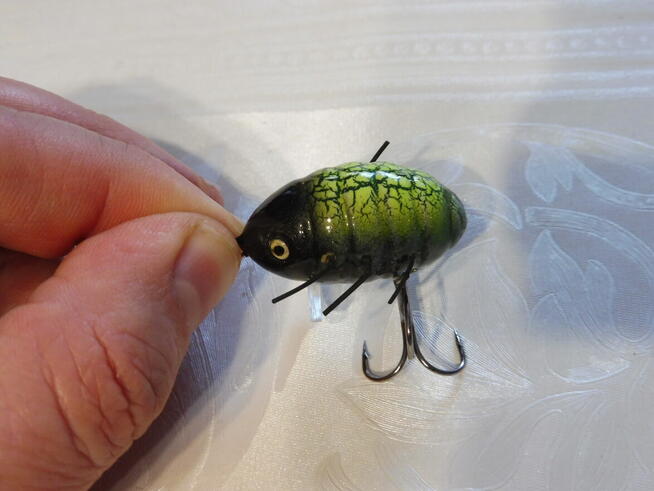 Wobler kleniowo-jaziowy Hunter Bromba 33mm 4,2gr