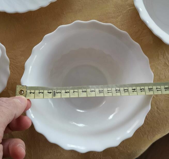 17 elementowa Zastawa stołowa śniadaniowa