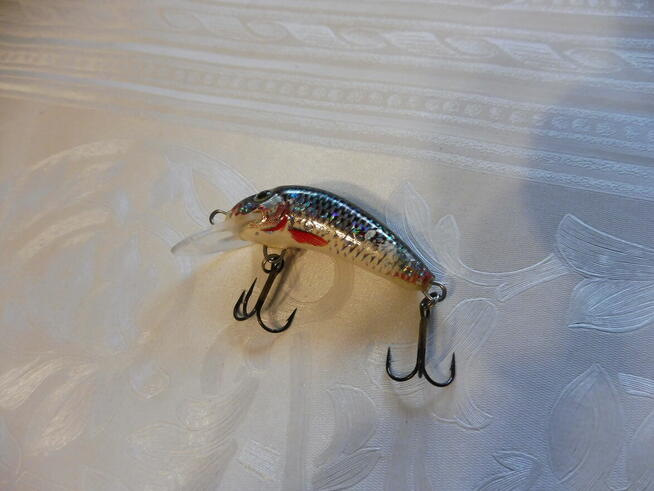 Wobler JAXON HOLO SELECT FEROX 4cm 2,5g