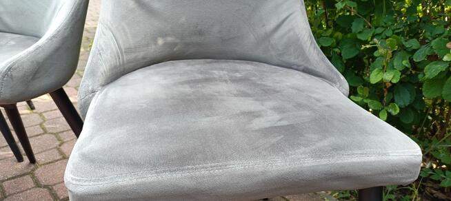 3 Ładne welurowe krzesła NEW HOME