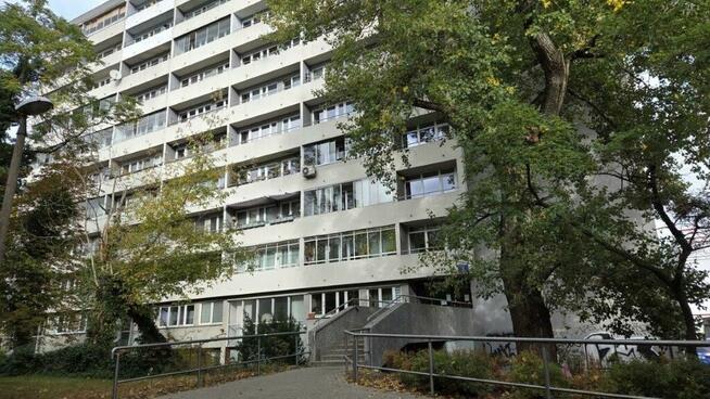 Do sprzedania kawalerka . 29,5m2 na Sadach Żoliborskich