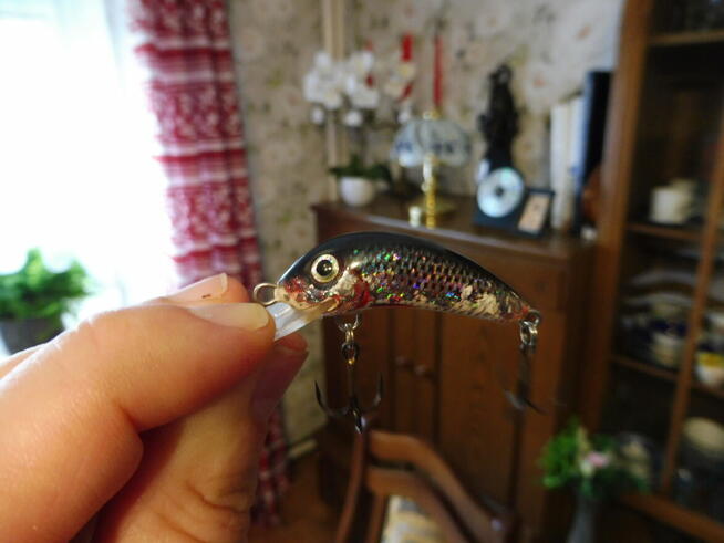 Wobler JAXON HOLO SELECT FEROX 4cm 2,5g