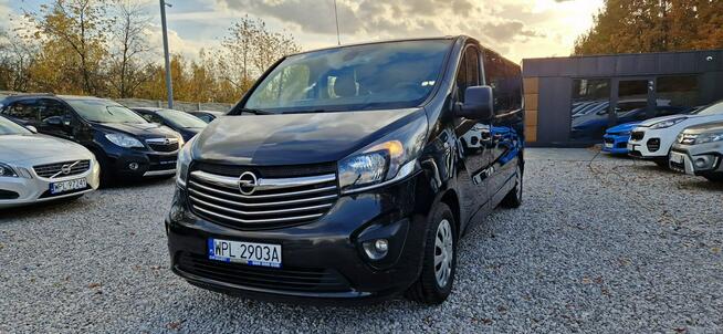 Opel Vivaro Do Przewozu Osób Niepełnosprawnych