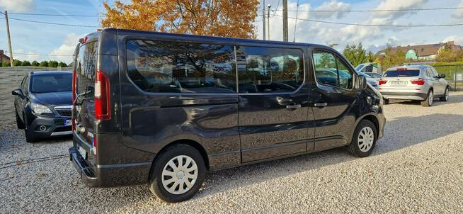 Opel Vivaro Do Przewozu Osób Niepełnosprawnych