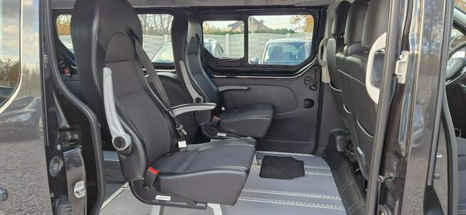 Opel Vivaro Do Przewozu Osób Niepełnosprawnych