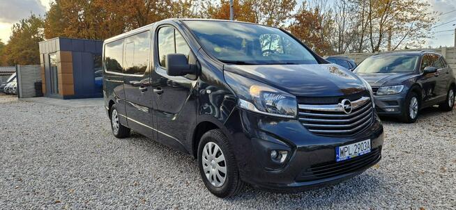 Opel Vivaro Do Przewozu Osób Niepełnosprawnych