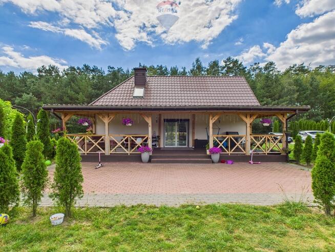 Komfortowy dom z dużą działką i tarasami