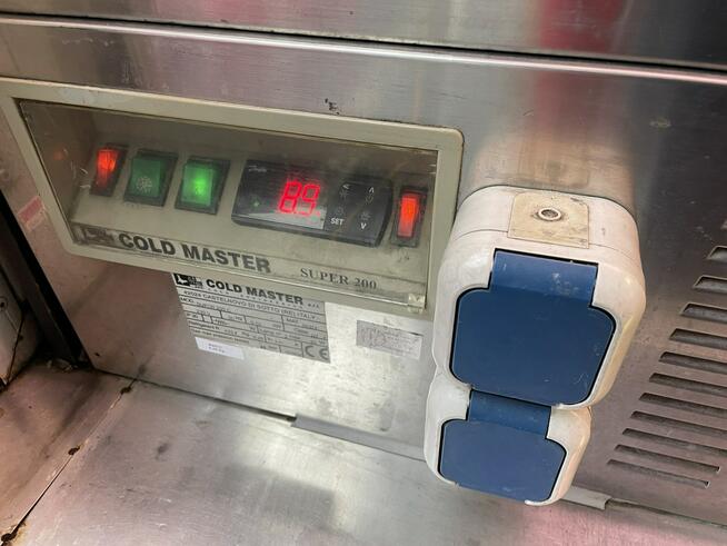 Inna inny Autosklep przyczepa wędlin Gastronomiczny Food Truck Foodtruck Sklep