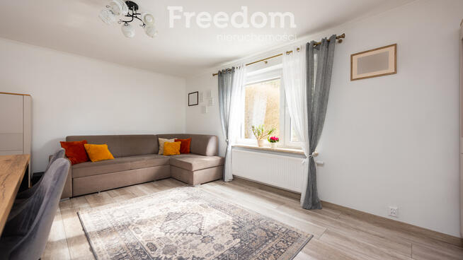 Cząstkowo - Dwa domy w cenie jednego- przy lesie !