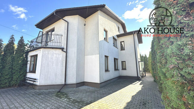 Dom 240 m² pod inwestycję – 4 lokale + 2 garaże!