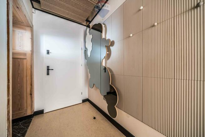 Przestronne mieszkanie biuro kamienica Łazarz