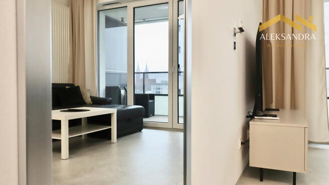 9 piętro | Balkon 12m² | Widok na miasto | Centrum