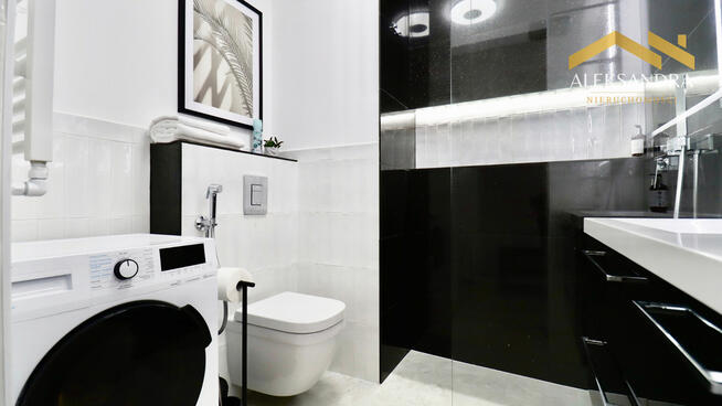 9 piętro | Balkon 12m² | Widok na miasto | Centrum