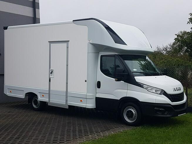 Iveco Daily KONTENER NISKOPODŁOGOWY 4,43x2,23x2,42 SKLEP BAR FOODTRUCK KAMPER AC