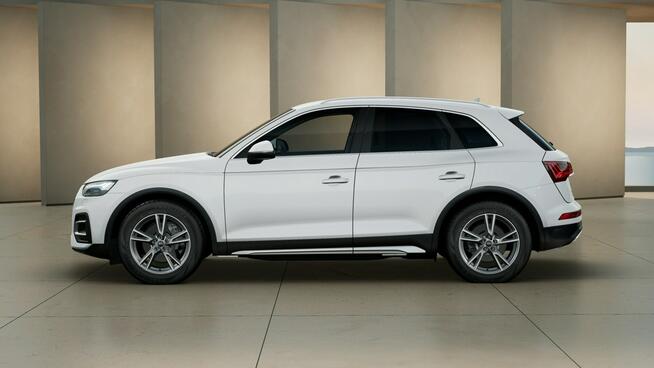 Audi Q5 LeasingOd104%_MatrixLED_Ambiente_Kamera_3-strefy_Virtual_SoundSystem_