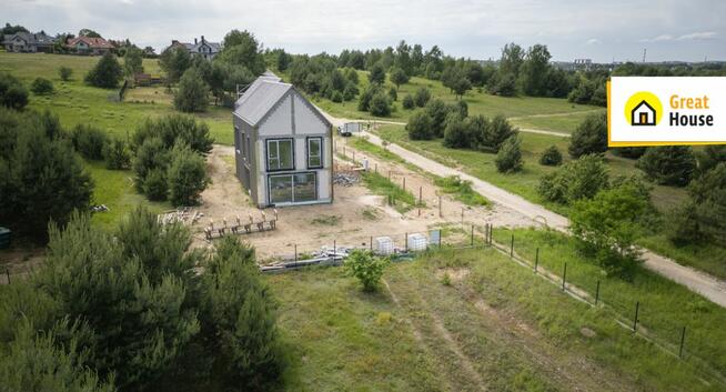 Dom Mójcza gm. Daleszyce, Akacjowa