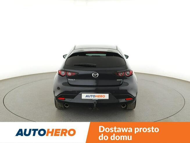 Mazda 3 automat mHEV skóra full LED navi kamera i czujniki parkowania grzane f