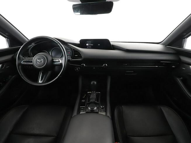 Mazda 3 automat mHEV skóra full LED navi kamera i czujniki parkowania grzane f