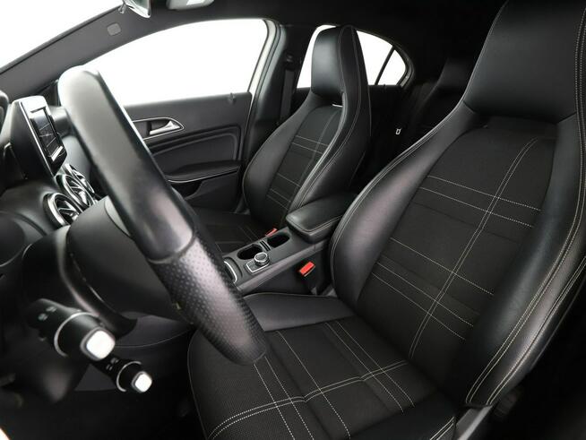 Mercedes A 180 klimatyzacja półskóra kamera cofania multifunkcja