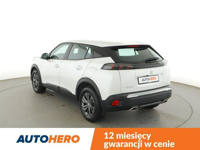 Peugeot 2008 automat LED klima auto kamera i czujniki parkowania