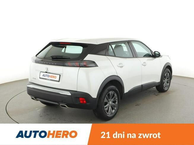 Peugeot 2008 automat LED klima auto kamera i czujniki parkowania