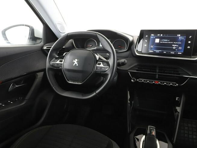 Peugeot 2008 automat LED klima auto kamera i czujniki parkowania