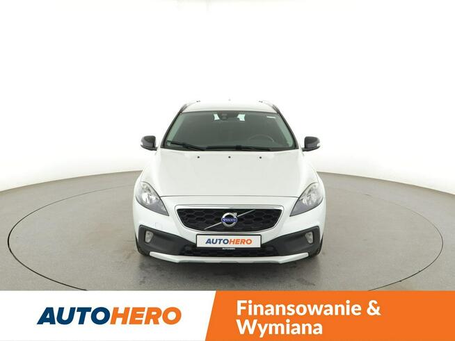 Volvo V40 Cross Country 2.0d Cross Country Klimatyzacja Tempomat Nawigacja ParkAssist TFT Blis