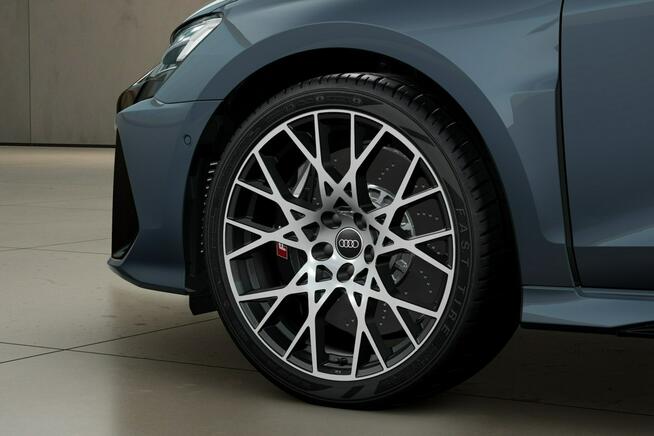 Audi RS3 LeasingOd104%_MatrixLED_SONOS_Panorama_Alcantara_CarPlay_WydechRS_FV23