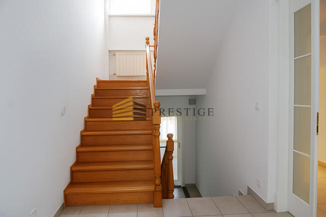 Dom na wynajem najlepiej także na biuro.