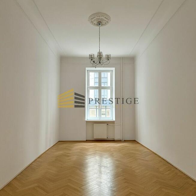 Lokal w pięknej kamienicy - Szpitalna