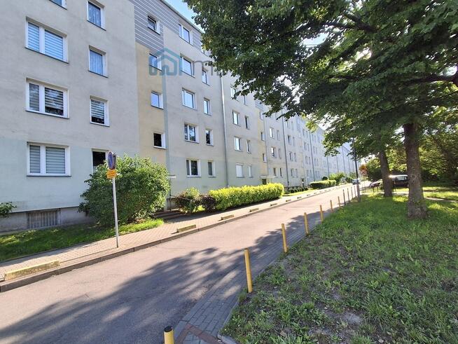 Słoneczna kawalerka z balkonem