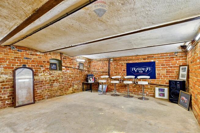 Dom po modernizacji, gotowy do zamieszkania