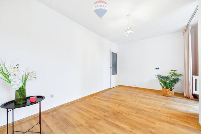 Na sprzedaż przestronne 3 pokoje !