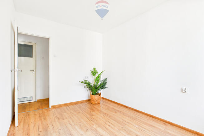 Na sprzedaż przestronne 3 pokoje !