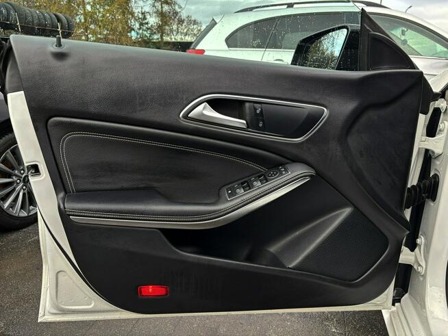 CLA 200 156km BENZYNA FULL LED kamera NAVI skóra PANORAMA serwis 2018