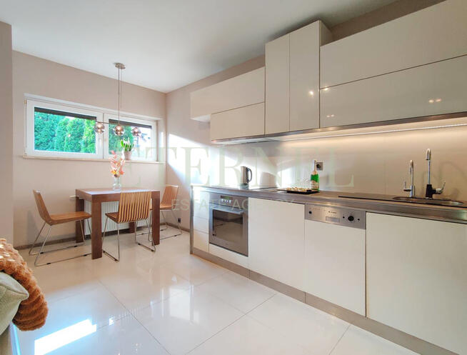 Luksusowy 2-poziomowy apartament 80m² z ogrodem