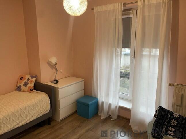 4-pokojowe mieszkanie w Markach