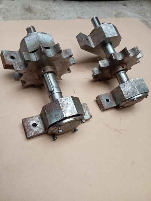 Wałek z łożyskami